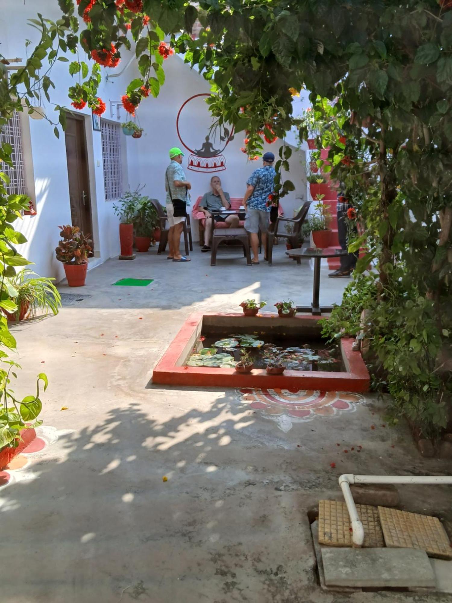 The Highvill Home Stay Khadzsuráhó Kültér fotó